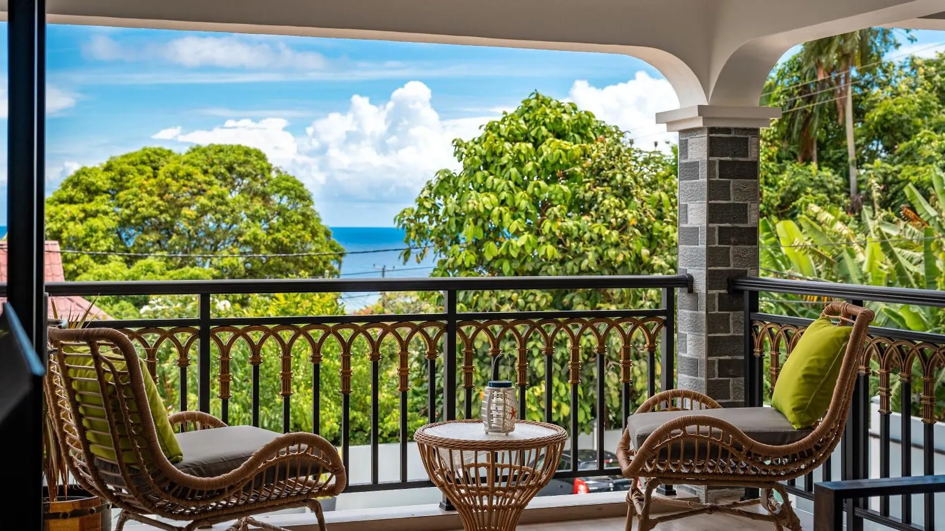 Charme Du Villlage Apartment Anse aux Pins